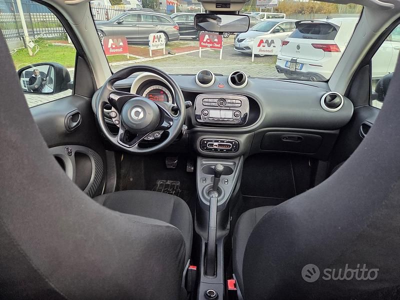 Usata Smart ForTwo Cabrio 2017 Bianco Cabrio