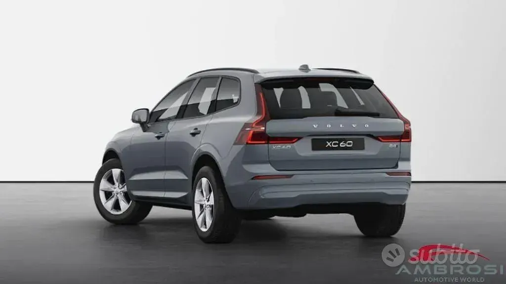 Nuova Volvo XC60 197 CV (144 kW) 2026 Grigio SUV