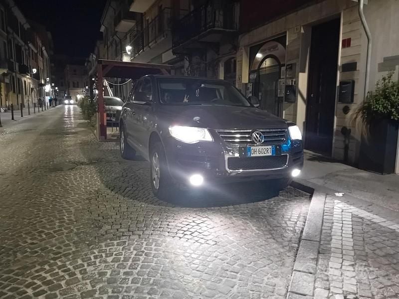 Usata VW Touareg R 174 CV (127 kW) 2007 Marrone SUV