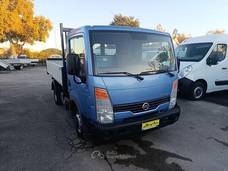 Usata Nissan Cabstar 136 CV (100 kW) 2012 Blu Pick-up