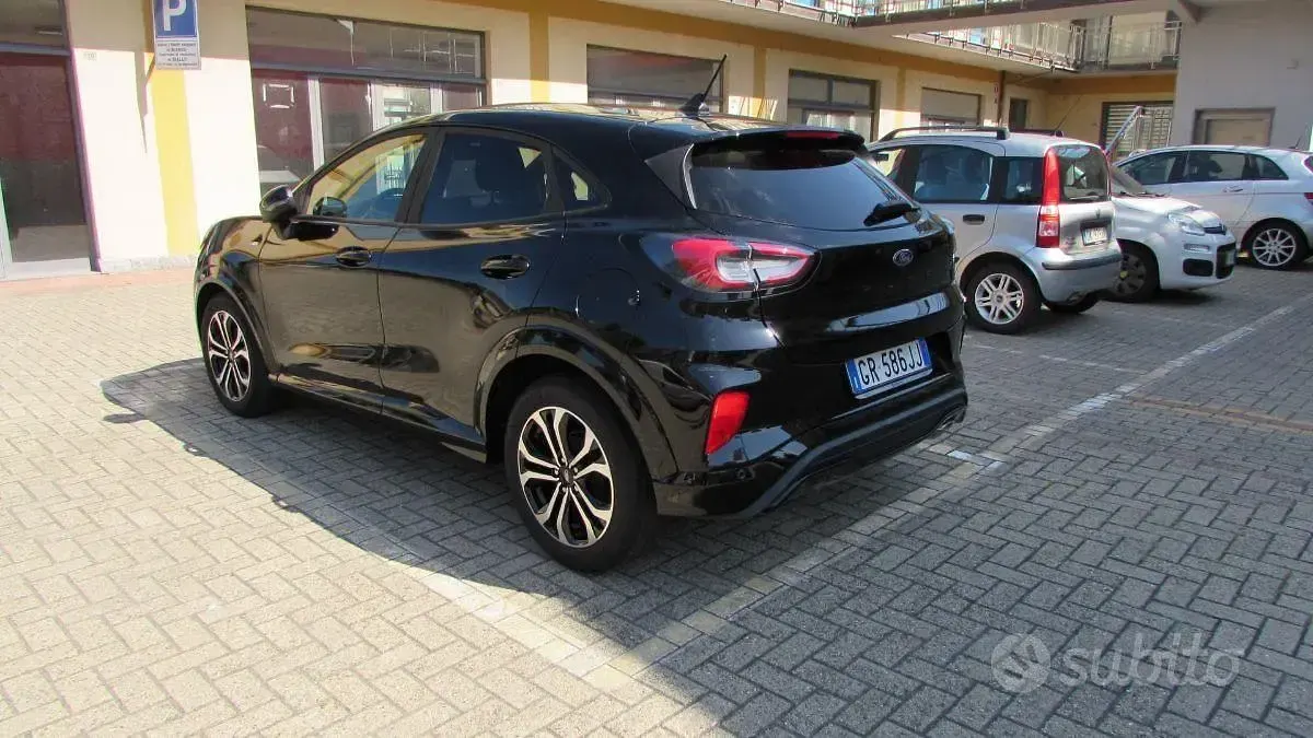 Usata Ford Puma ST-Line 125 CV (91 kW) 2023 Nero SUV