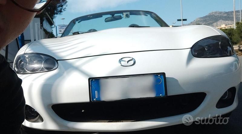 Usata Mazda MX5 110 CV (80 kW) 2001 Bianco Cabrio