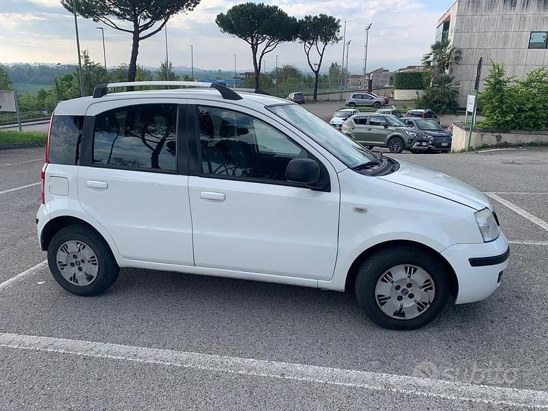 Usata Fiat Panda 69 CV (50 kW) 2011 Utilitaria
