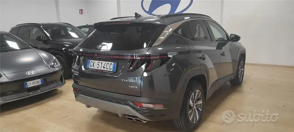 Usata Hyundai Tucson 179 CV (131 kW) 2022 Grigio SUV