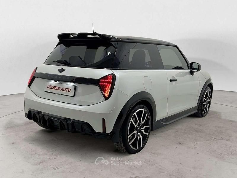 Usata Mini John Cooper Works Clubman 204 CV (150 kW) 2024 Bianco Station wagon