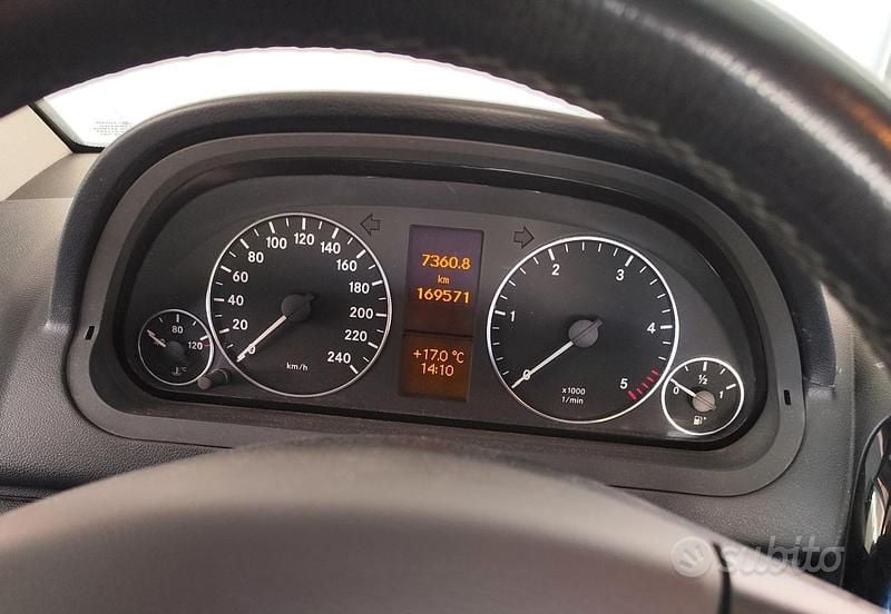 Usata Mercedes A160 2012 Bianco Monovolume