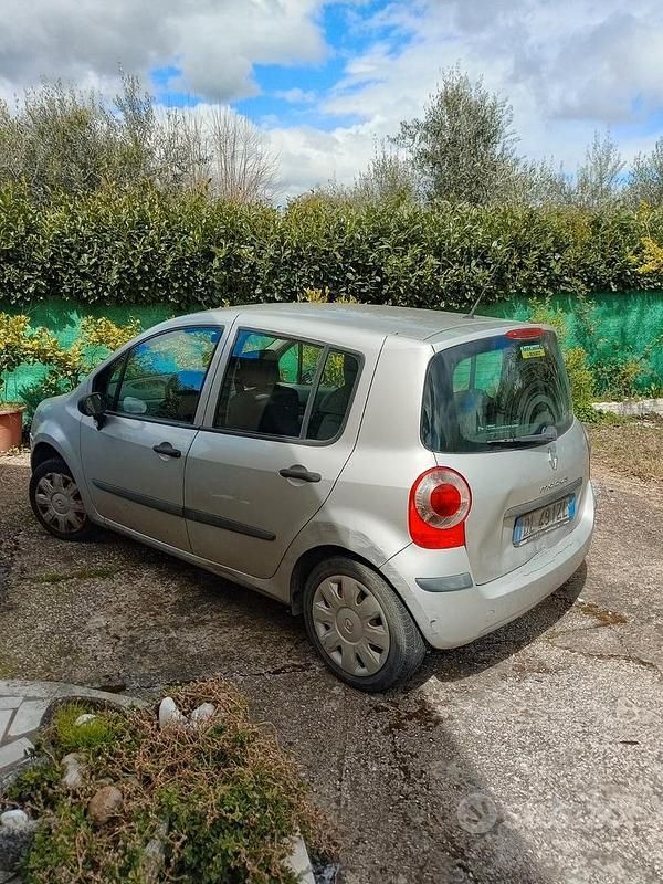 Usata Renault Modus 2007 Grigio Monovolume