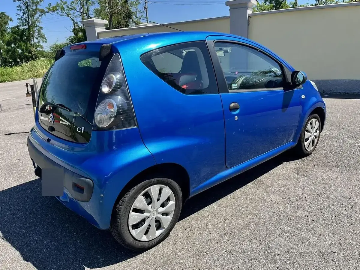 Usata Citroën C1 68 CV (50 kW) 2011 Bluazzurro Utilitaria