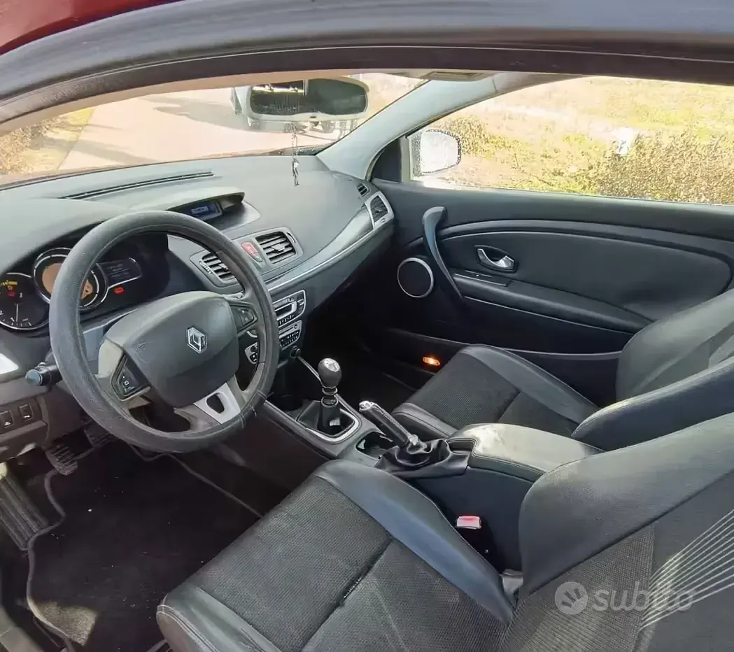 Usata Renault Mégane 110 CV (80 kW) 2009 Rosso