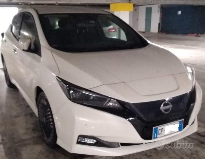 Usata Nissan Leaf 89 kW (122 CV) 2023 Bianco Utilitaria