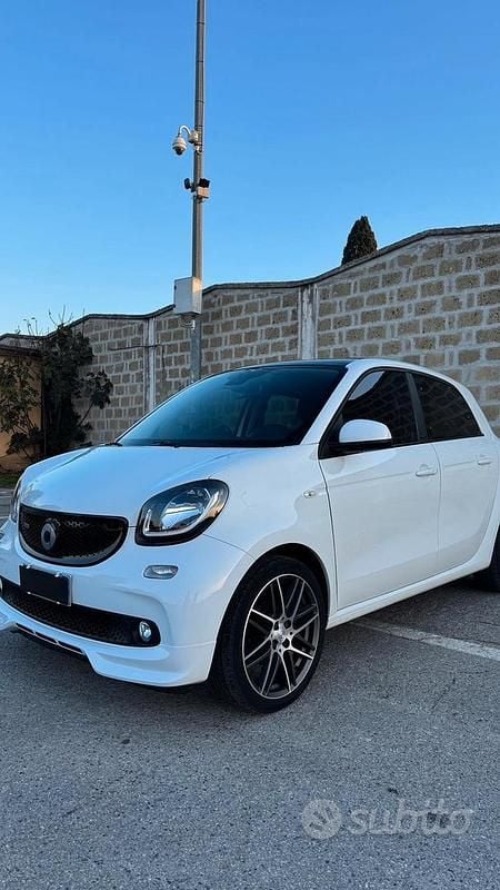 Usata Smart ForFour Brabus 109 CV (80 kW) 2018 Bianco Utilitaria