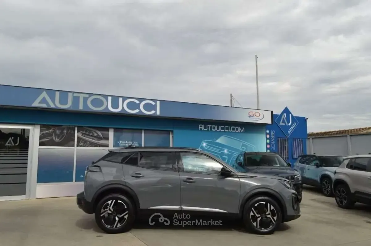 Usata Peugeot 2008 Allure 131 CV (96 kW) 2024 Selenium grey SUV