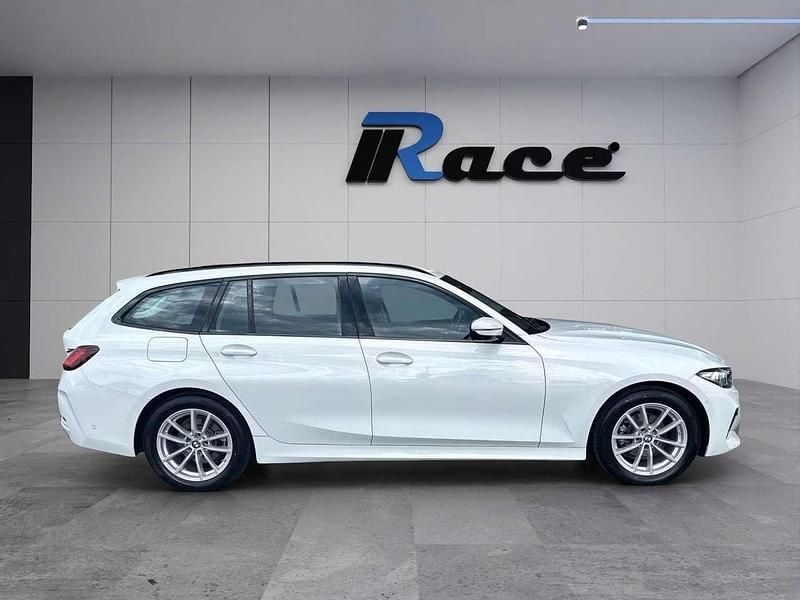 Usata BMW 318 156 CV (114 kW) 2024 Bianco Station wagon