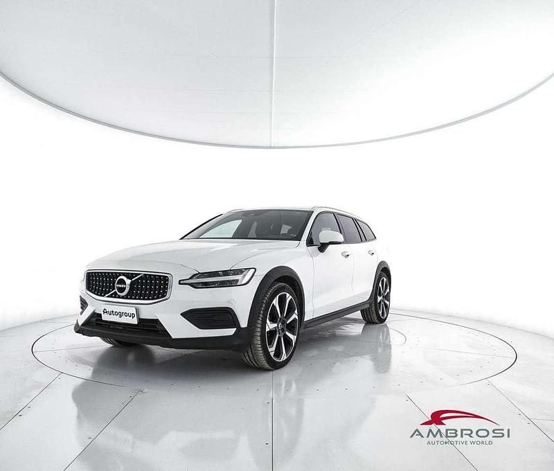 Bianco Usata 2020 Volvo V60 CC Business Edition Station wagon | 16.500 € (Ottimo prezzo) - Immagine 1/4