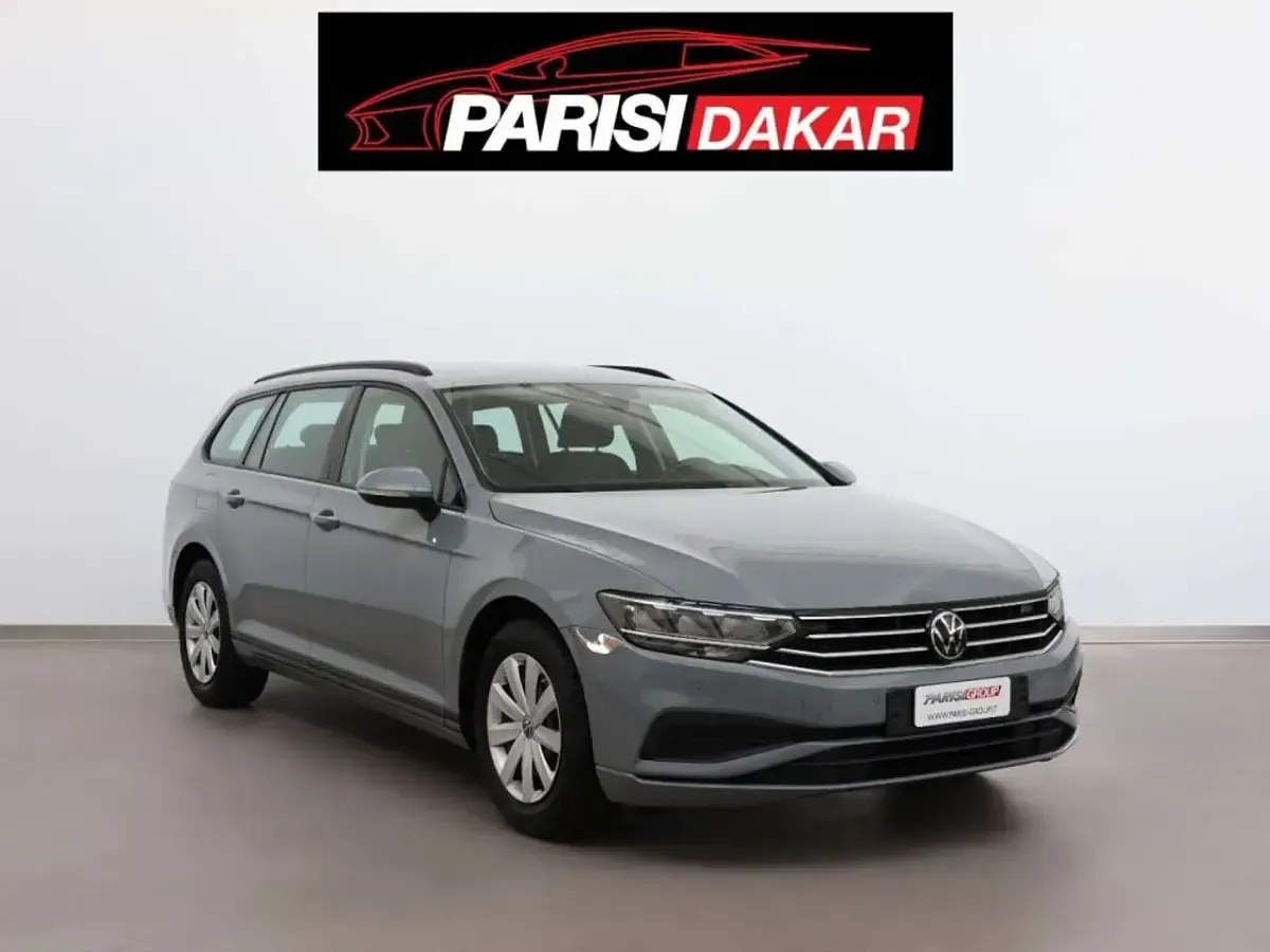 Usata VW Passat 150 CV (110 kW) 2023 Grigio Station wagon