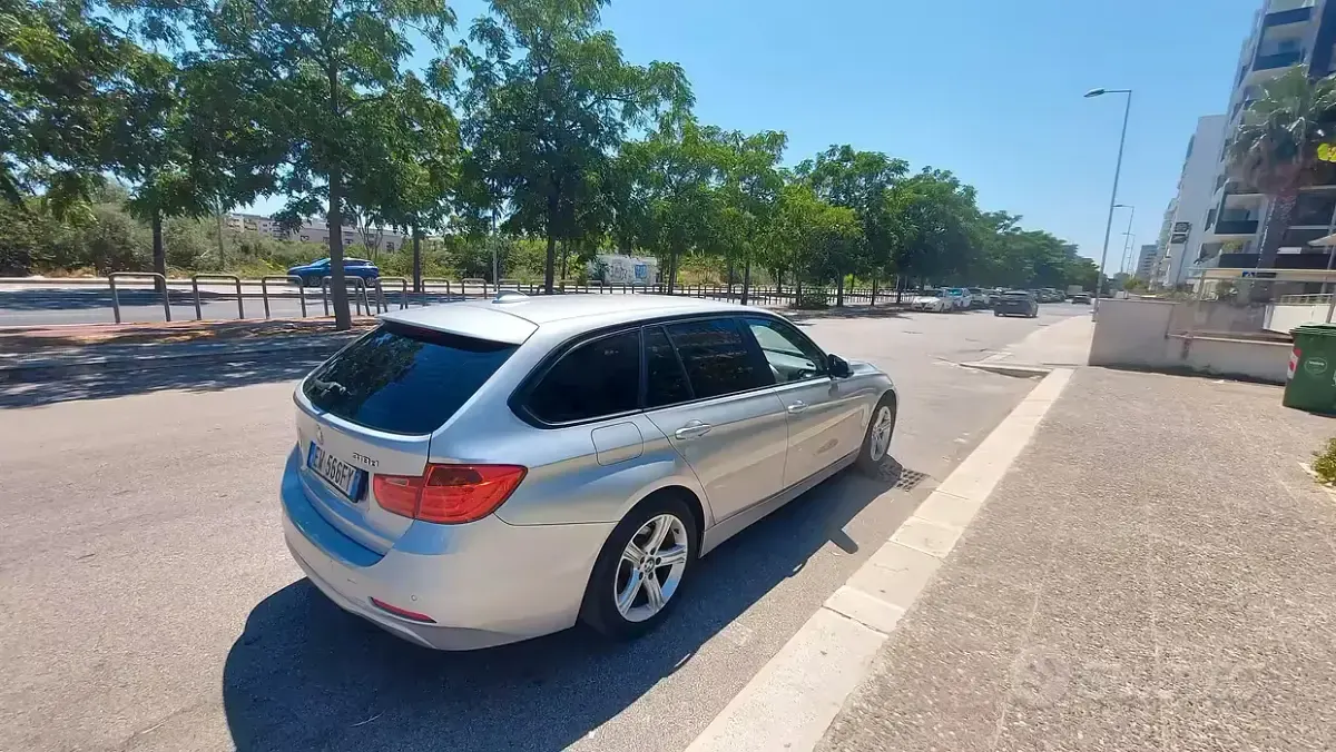 Usata BMW 318 143 CV (105 kW) 2014 Grigio Station wagon