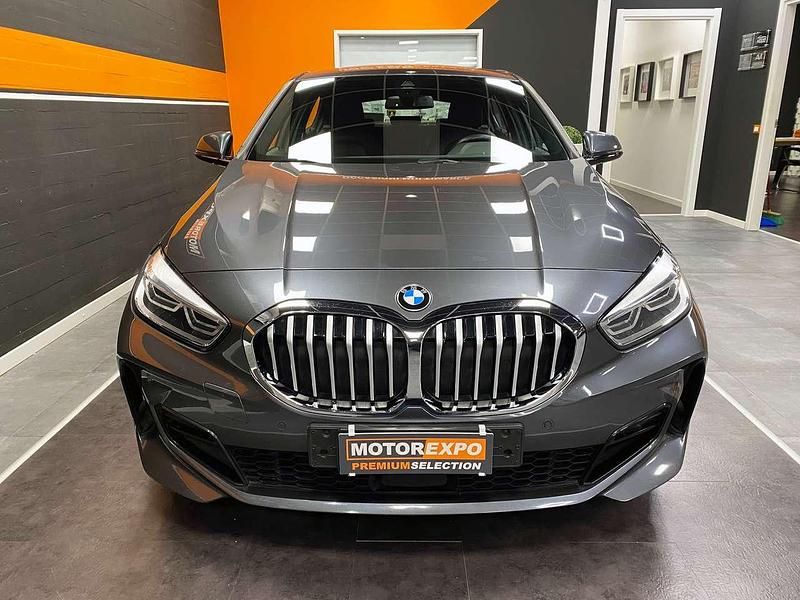 Usata BMW 118 M Sport 140 CV (102 kW) 2020 Grigio Utilitaria