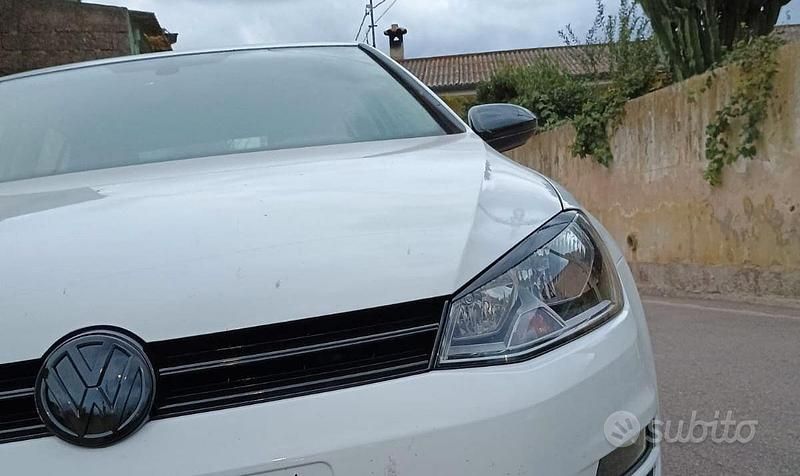 Usata VW Golf VII 115 CV (84 kW) 2014 Bianco Utilitaria