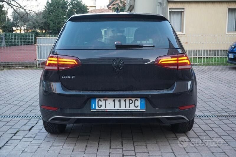 Occasion VW Golf VIII 86 ch (63 kW) 2024 Noir Citadine