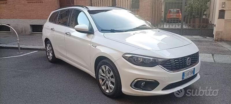 Usata Fiat Tipo Lounge 120 CV (88 kW) 2017 Bianco Station wagon