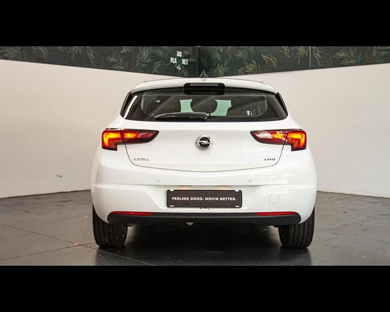 Usata Opel Astra 110 CV (80 kW) 2016 Bianco Berlina