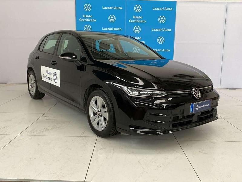 Usata VW Golf VIII Life 116 CV (85 kW) 2025 Nero Berlina