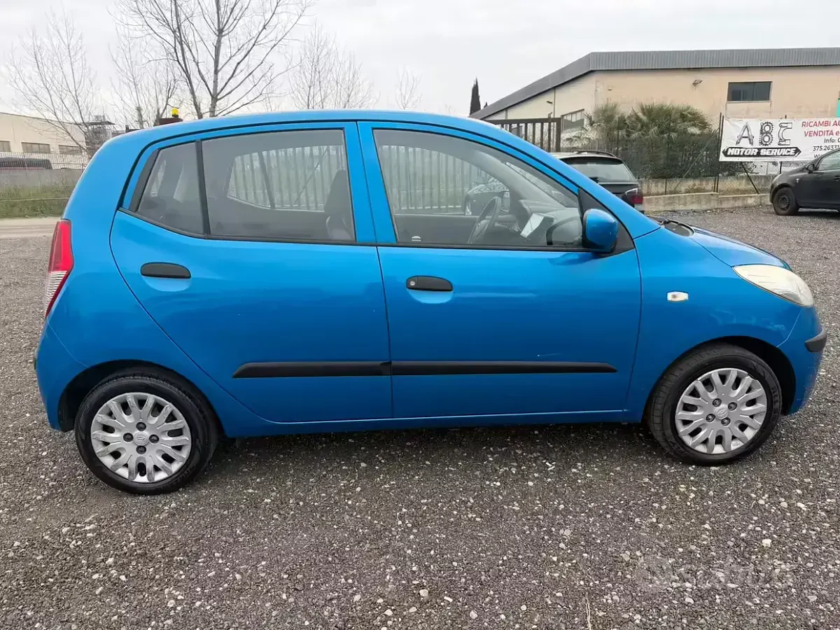 Usata Hyundai i10 66 CV (48 kW) 2009 Blu Utilitaria