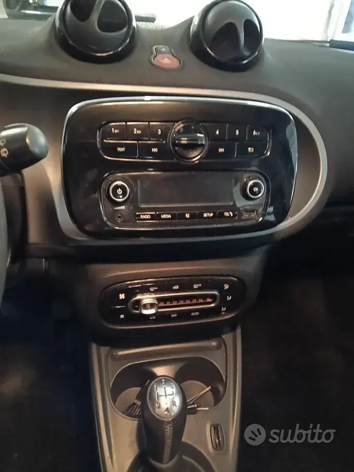 Usata Smart ForFour Passion 71 CV (52 kW) 2016 Utilitaria