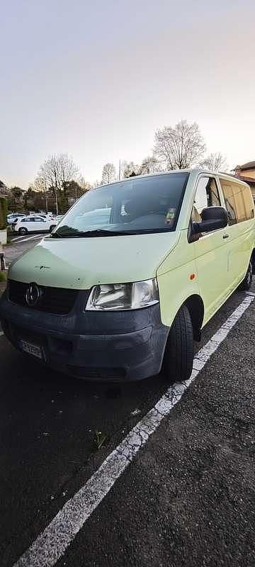 Usata VW T5 105 CV (77 kW) 2004 Giallo Furgone