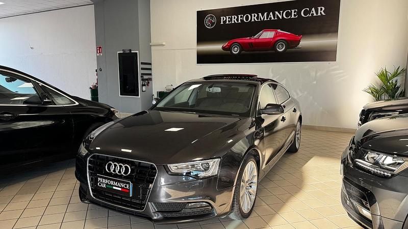 Grigio Usata 2012 Audi A5 Performance Tre volumi | 12.900 € (Super prezzo) - Immagine 1/4