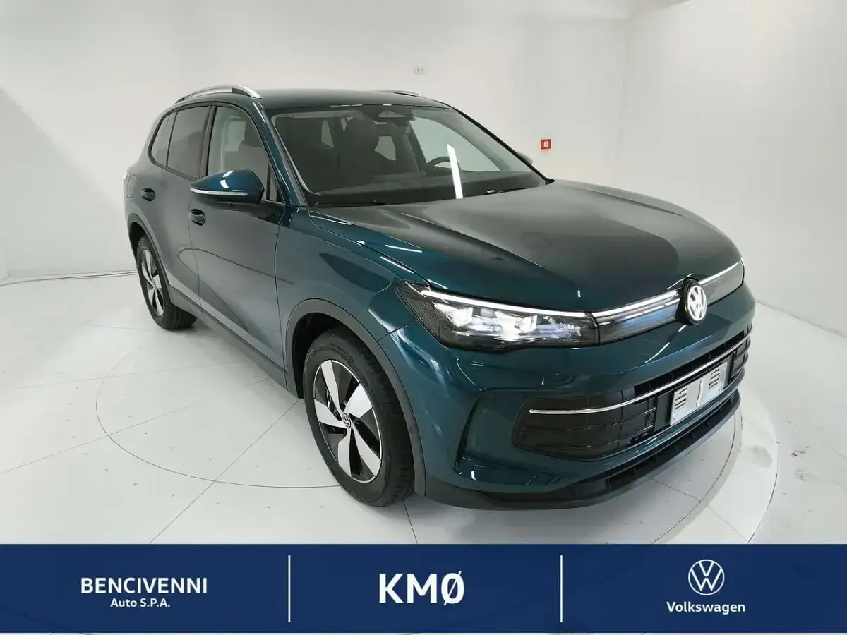 Nuova VW Tiguan Life 150 CV (110 kW) 2026 Blu/azzurro SUV