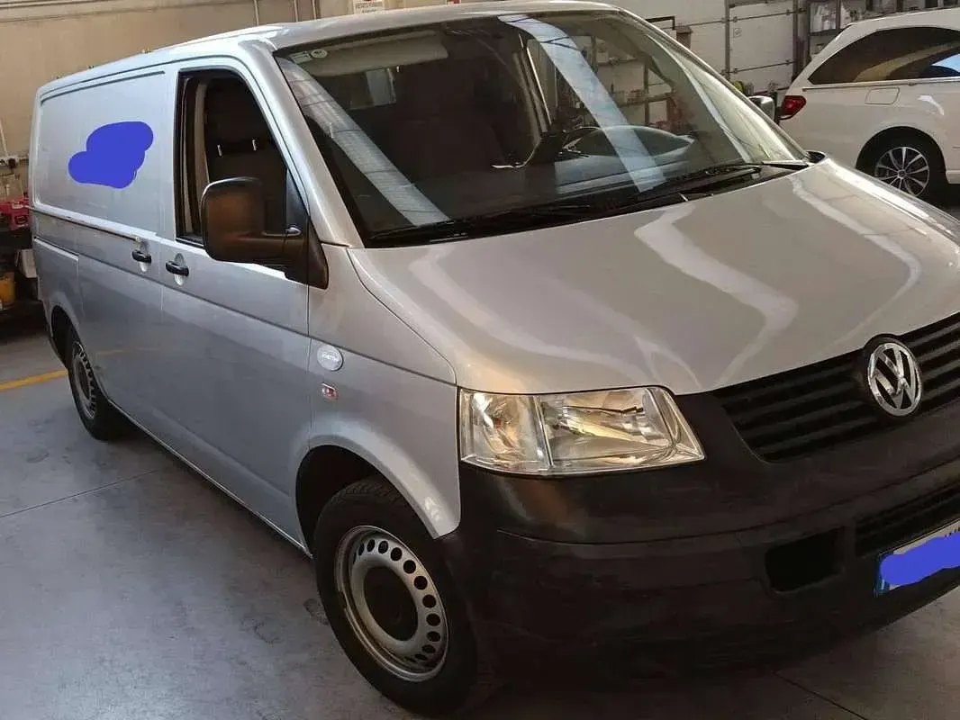 Usata VW T5 131 CV (96 kW) 2009 Argento Furgone