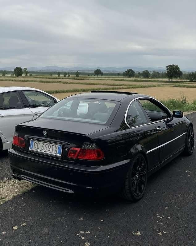 Usata BMW 320 Efficient Dynamics 150 CV (110 kW) 2003 Nero Coupé