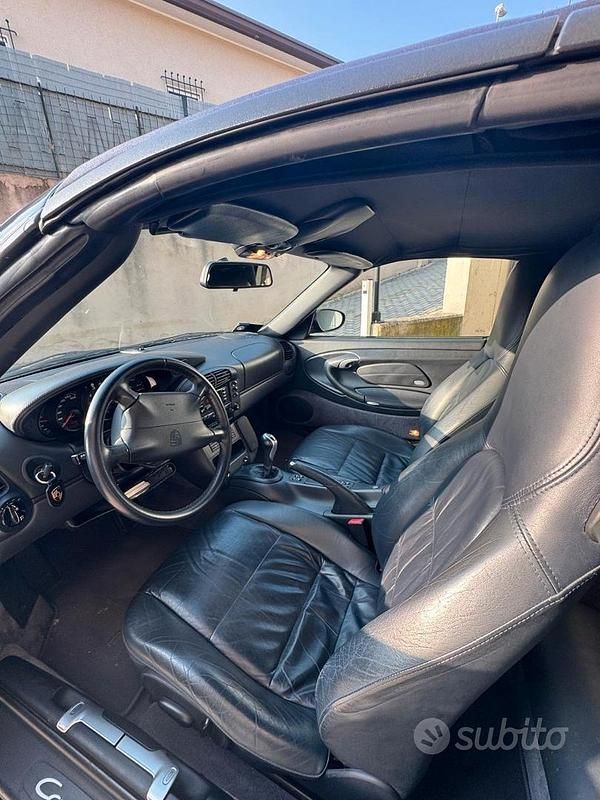 Usata Porsche 911 300 CV (220 kW) 2000 Blu Cabrio