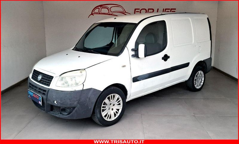 Usata Fiat Doblò 105 CV (77 kW) 2006 Monovolume