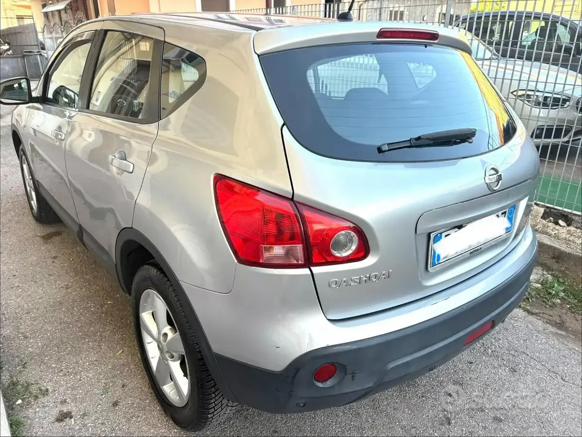 Usata Nissan Qashqai 106 CV (77 kW) 2009 Grigio SUV