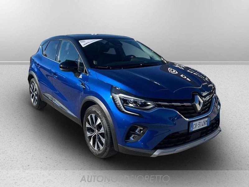 Usata Renault Captur Techno 91 CV (66 kW) 2024 Blu/azzurro SUV