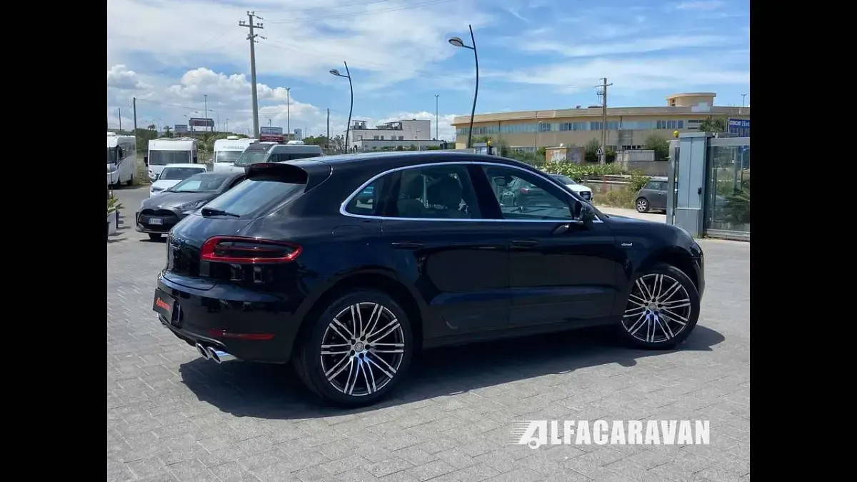 Usata Porsche Macan 250 CV (183 kW) 2016 Nero SUV