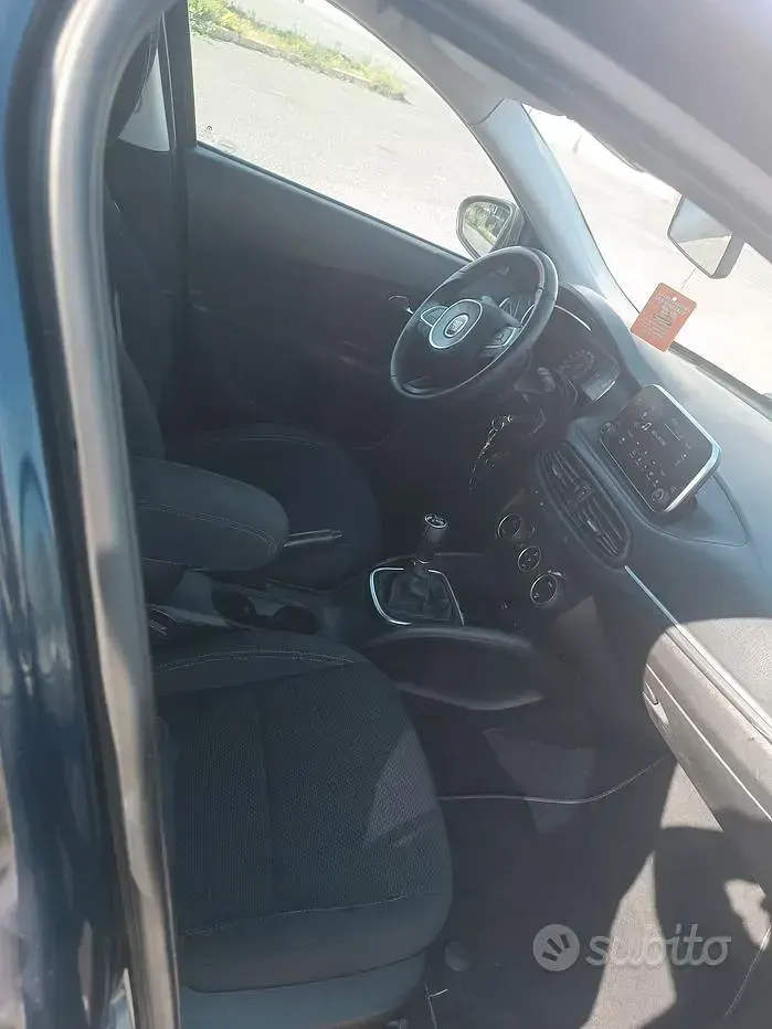 Usata Fiat Tipo 95 CV (69 kW) 2017 Bluazzurro Utilitaria