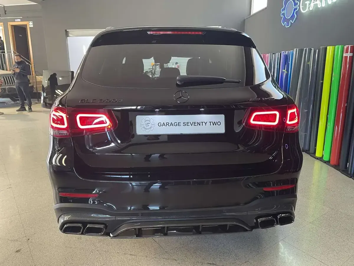 Usata Mercedes GLC300 Premium 245 CV (180 kW) 2021 Nero SUV