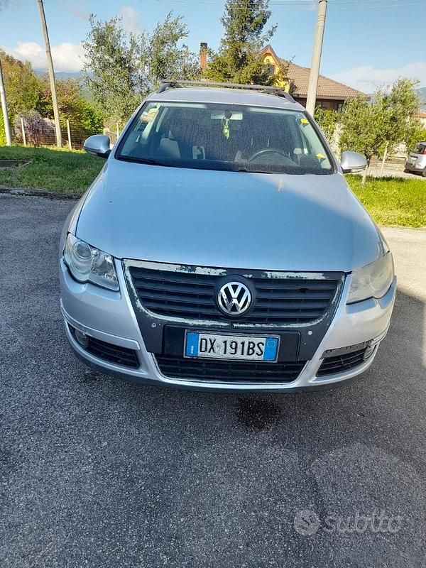 Grigio Usata 2009 VW Passat Station wagon | 2000 € (Super prezzo) - Immagine 1/4