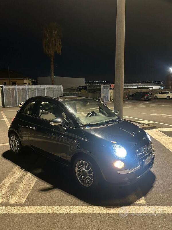 Nero Usata 2012 Fiat 500 Cabrio | 7500 € (Buon prezzo) - Immagine 1/4