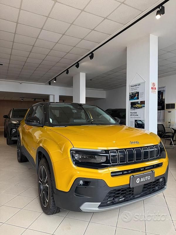 Usata Jeep Avenger Summit 101 CV (74 kW) 2023 Giallo SUV