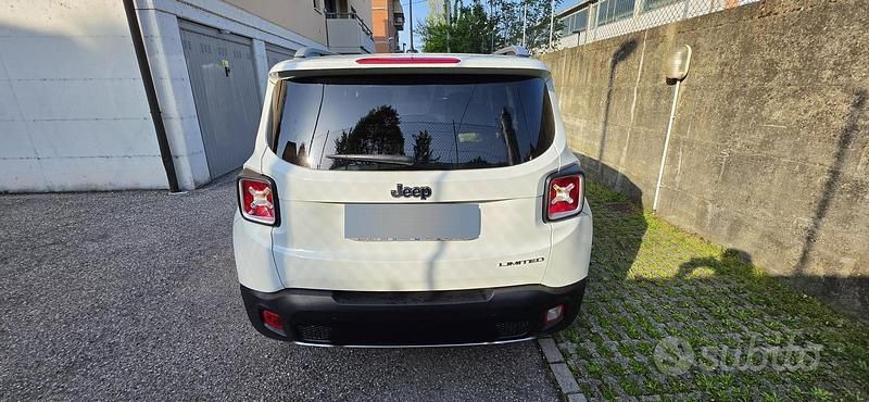 Usata Jeep Renegade 120 CV (88 kW) 2016 Bianco SUV