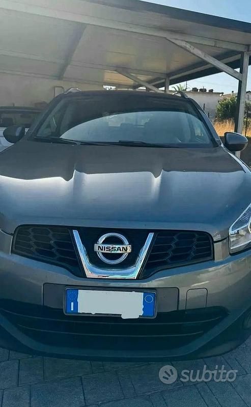 Usata Nissan Qashqai 110 CV (80 kW) 2011 Grigio SUV