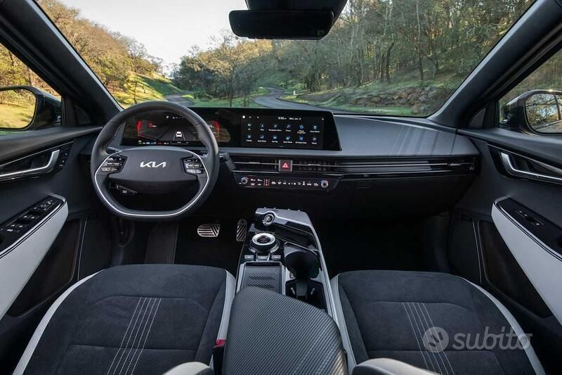 Usata Kia EV6 GT-Line 239 kW (325 CV) 2023 Nero SUV