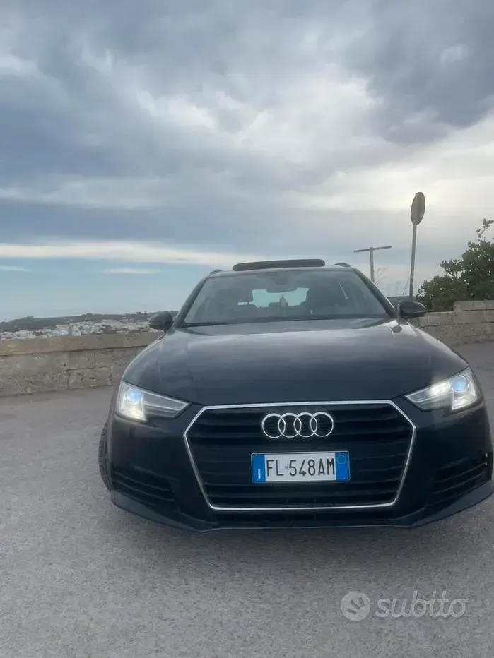 Usata Audi A4 122 CV (89 kW) 2017 Blu Station wagon