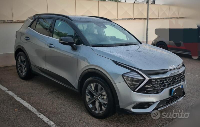 Usata Kia Sportage 180 CV (132 kW) 2023 Grigio SUV
