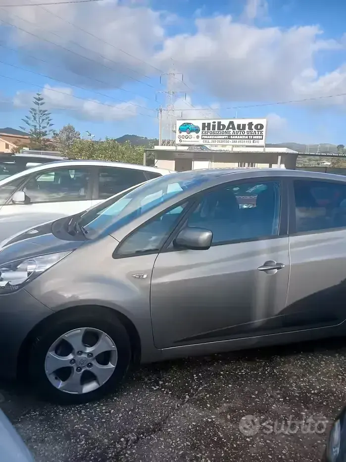 Usata Kia Venga Active 90 CV (66 kW) 2013 Grigio Utilitaria
