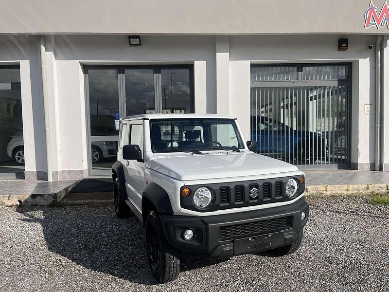 Bianco Usata 2024 Suzuki Jimny SUV | 28.900 € (Buon prezzo) - Immagine 1/4